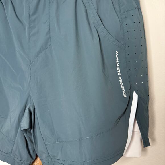 Alphalete Infinity Speed Short Green Shorts Size X Large - Picture 4 of 10